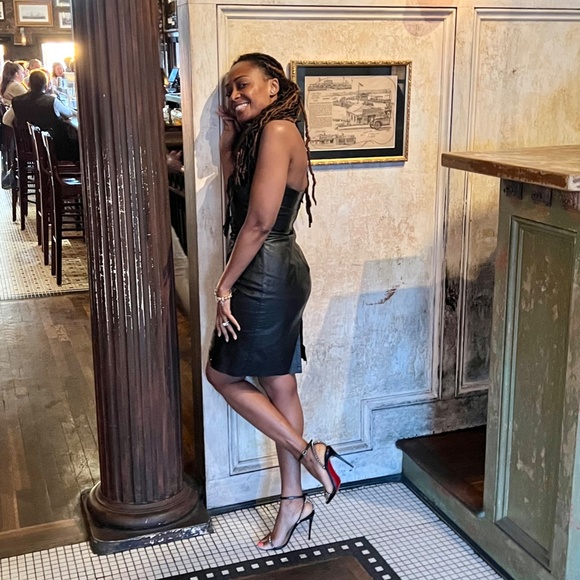 Meet your Posher, Martine - Picture 3 of 4